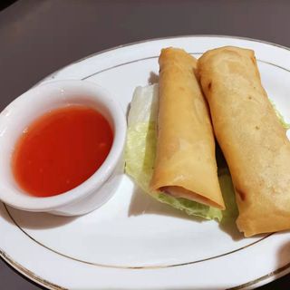 sajgonki z wieprzowiną i warzywami