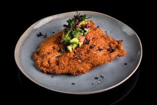 Snitel de curcan cu guacamole si gorgonzola