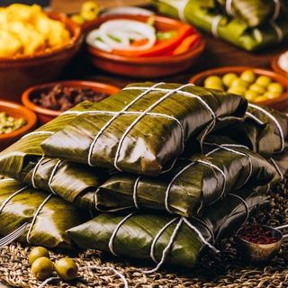 pastel en hoja dominicano ternera