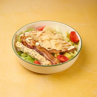 Crispy chicken salata