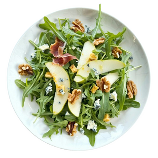 Микс салати с круши, прошуто, синьо сирене, карамелизирани орехи