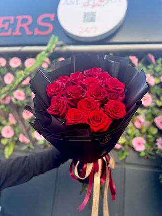 ჰოლანდიური სპრეი ვარდები.