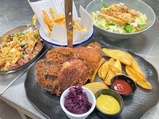 Цял свинки джолан в баварски стил (650г)