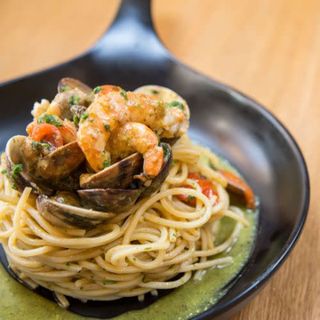 Spaghettoni Alle Vongole E Gamberi