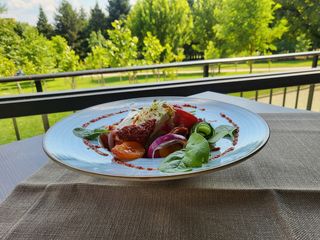 Салата Меландзане