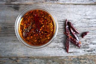 პიცის ცხარე სოუსი