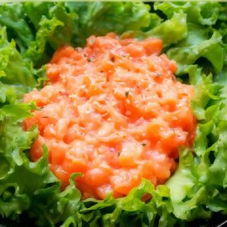 Salmon tartar