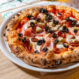 Pizza Capricciosa