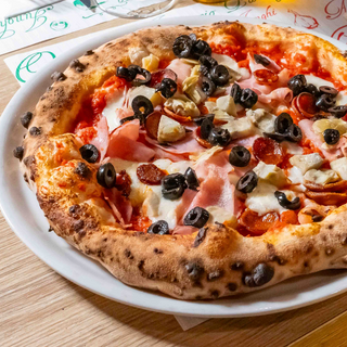 Pizza Capricciosa