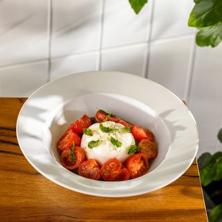 ბურატა სალათი