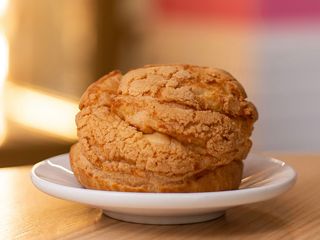 Еклер ШУ (110g)