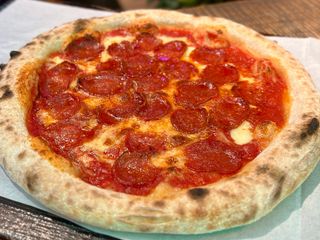 Піца Салямі (410g)