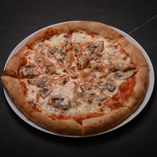 Պիցցա սնկով