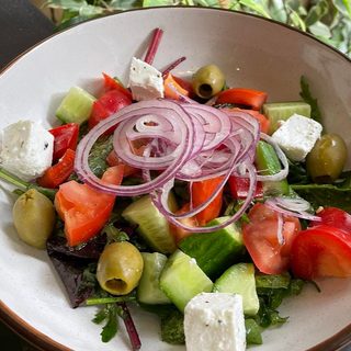 Салат Грецький з грильованими оливками (280г)