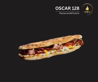 SANDWICH CU OU ȘI BACON