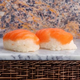 Nigiri Saumon (2 Pcs)