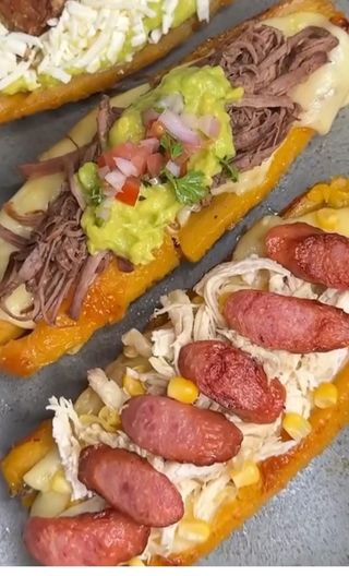 Plátano Maduro Relleno De Carne Desmechada