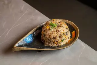 Arroz frito 和牛松露炒饭