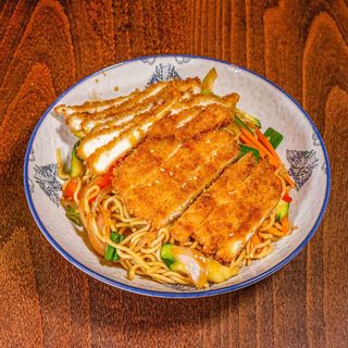 Corral chicken yakisoba