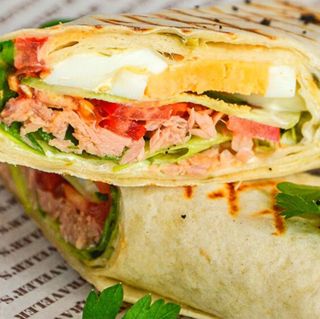 Ролл с грибами и говядиной