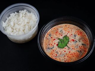 Том Ям з курчам (420g)