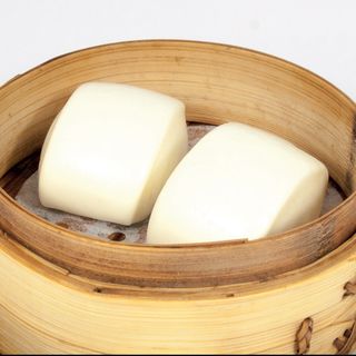 Panini bao al vapore classici con crema di latte 