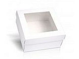Коробка 4 біла з вікном