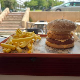 Crea tu propia hamburguesa a tu gusto