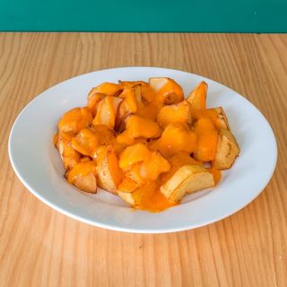 Patatas bravas (tapa)