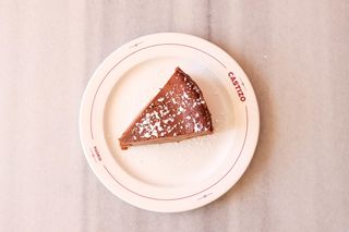 Tarta praliné de chocolate