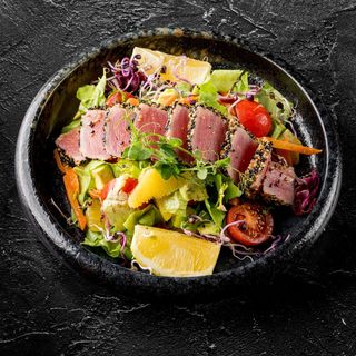 Seared Tuna Salad