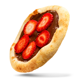 76. Esfirra Chocolate ao leite com morango