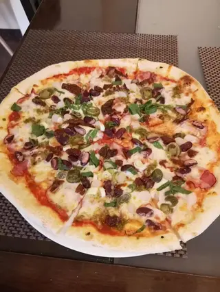 Pizza Pizzerului medie