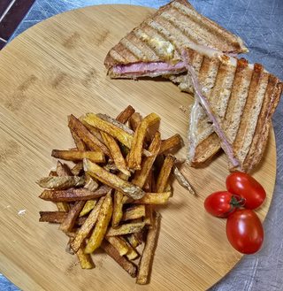 Sandwich Toast Cu Sunca