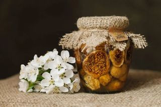 Miere de salcâm cu smochine / Инжир в акациевом меде