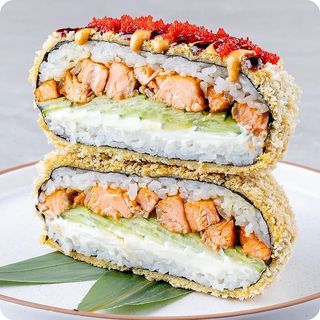 Суші-бургер з лососем теріяки