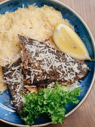 Сібас з різотто Міланезе (350г)