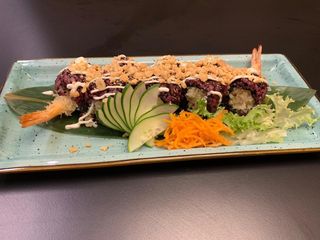 837. Black ebi tempura roll*