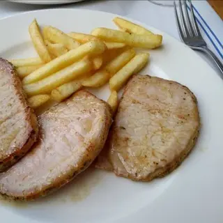 Plato de Lomo Fresco con Patatas 