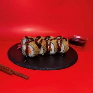 Жареный ролл с лососем и угрем (8 шт.)