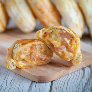 Empanada de Cheese Bacon