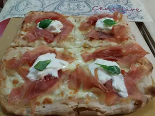 Pizza 200 lire