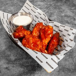 BUFFALO WINGS