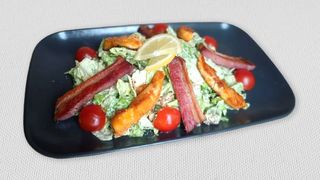 Ceasar salata bez majoneza