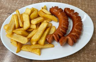 Salchichas alemana con patatas 