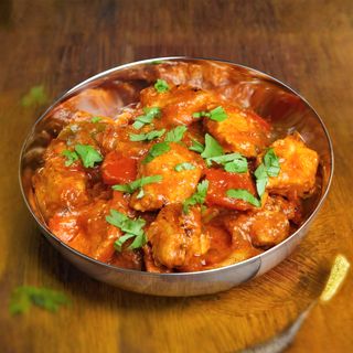 Pollo Balti Con Coliflor