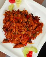 Rolling chicken 1/4 mixed with chips& cabbages