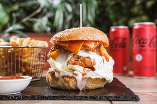 ქათმის ხრაშუნა ბურგერი