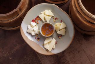 Козячі та овечі сири (120/40 г)