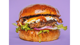 Burger Guacamol z wołowiną